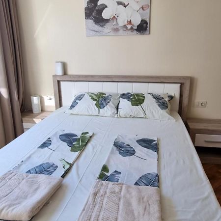 Central Luxe Apartament Mimoza Varna Eksteriør bilde